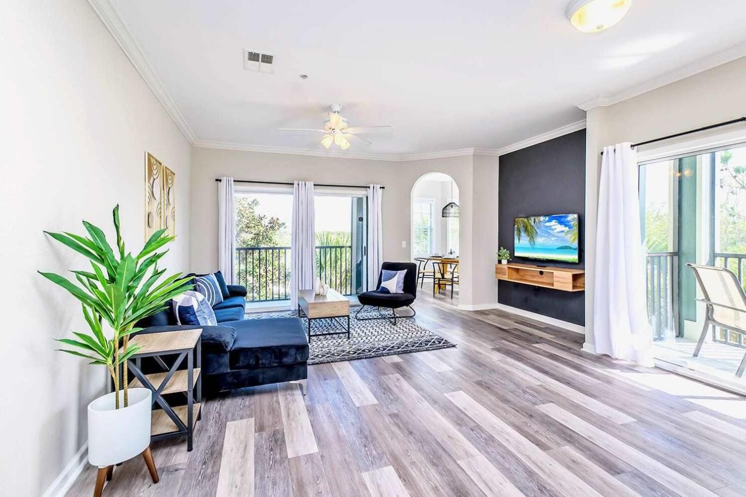 Cozy 2Br Condo - Private Balcony - Near Disney Ορλάντο Εξωτερικό φωτογραφία